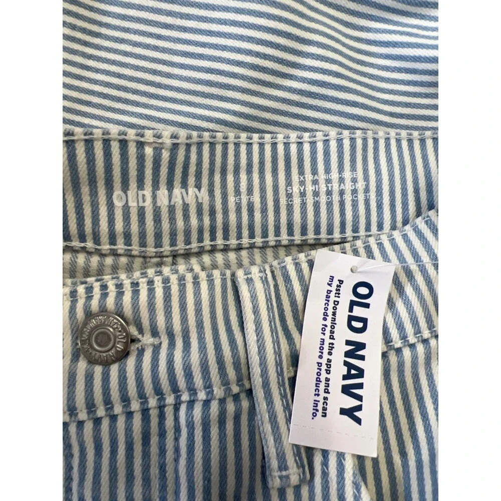 Old Navy Women's Blue Striped Button Fly Sky-Hi Straight Leg Jeans - 8 Petite